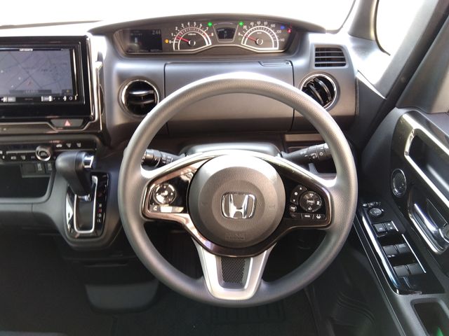 Honda N BOX CUSTOM 2018-03 24917-9