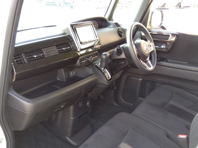Honda N BOX CUSTOM 2018-03 24917-14