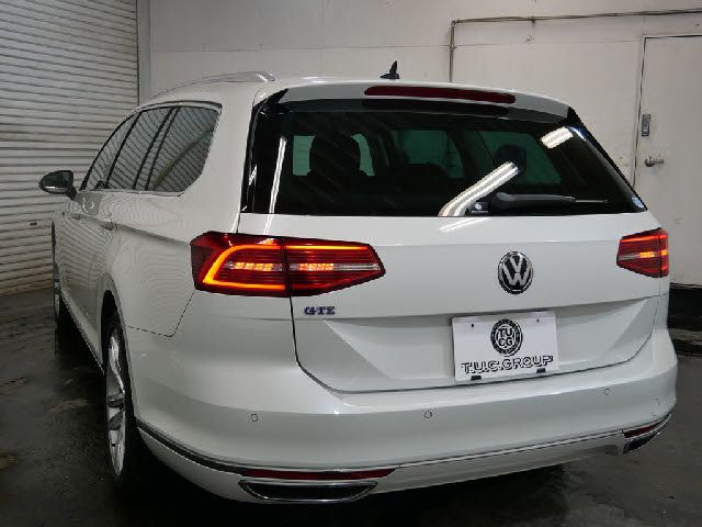 VolksWagen PASSAT 2016-05 1874-2
