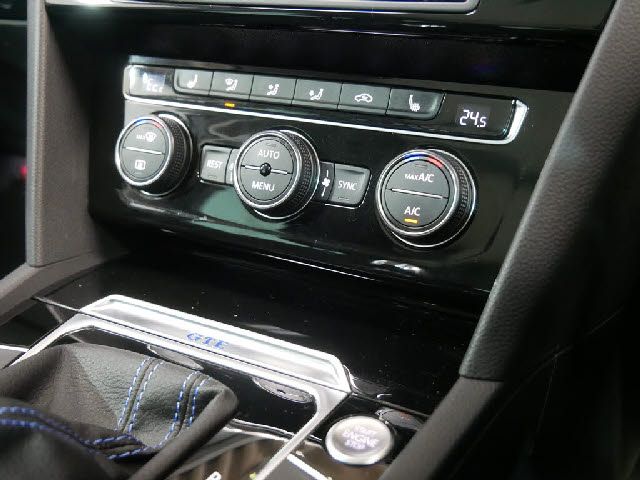 VolksWagen PASSAT 2016-05 1874-20