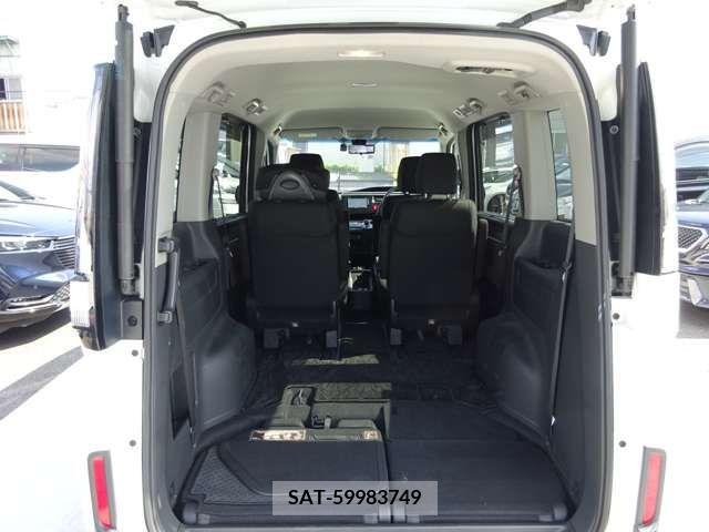 Honda e 2018-03 331615-10