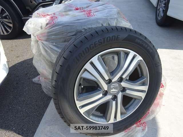Honda e 2018-03 331615-16