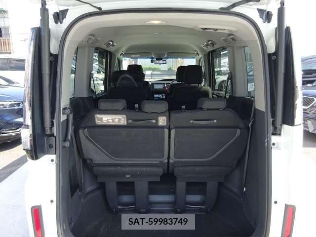 Honda e 2018-03 331615-1
