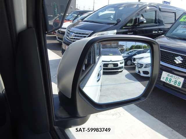 Honda e 2018-03 331615-8