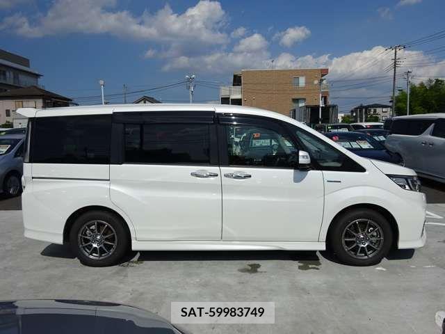 Honda e 2018-03 331615-11