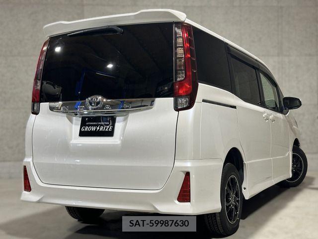 Toyota NOAH 2016-09 326471-2