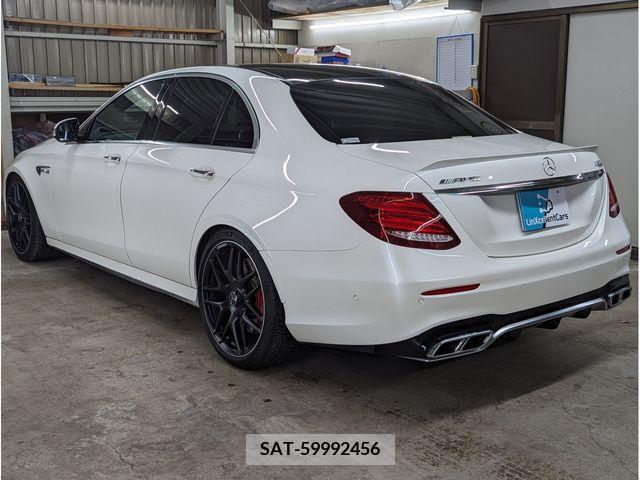Amg E-CLASS 2018-01 319435-5