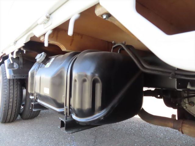 Isuzu ELF TRUCK 2006-02 2299-27