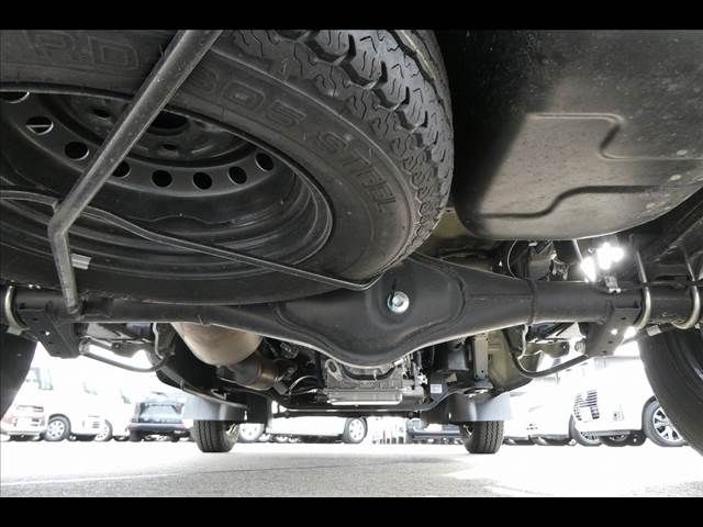 Suzuki CARRY TRUCK 2022-03 184006-13