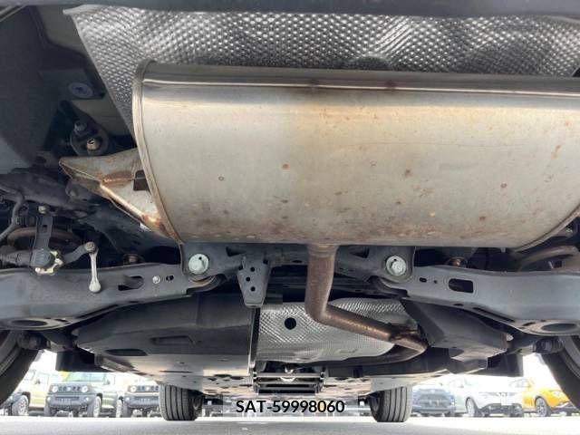 Toyota C-HR 2018-03 323010-9
