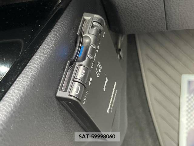 Toyota C-HR 2018-03 323010-7