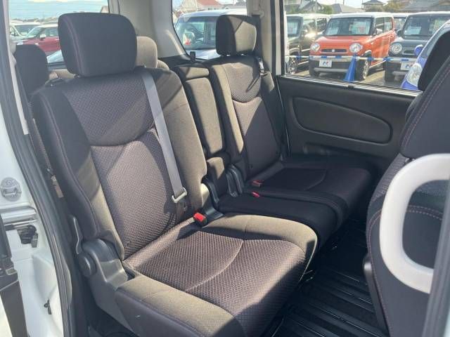Nissan SERENA 2013-10 12434-9
