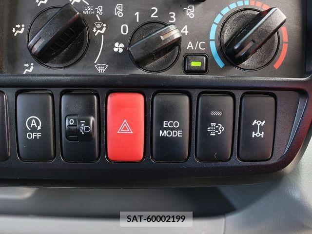Hino DUTRO 2016-07 347079-25