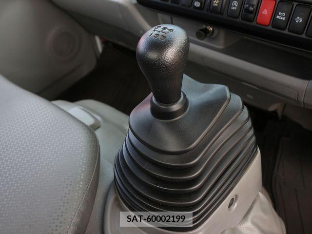 Hino DUTRO 2016-07 347079-23