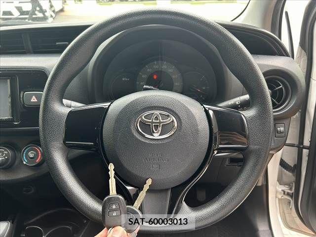 Toyota VITZ 2018-01 308732-4