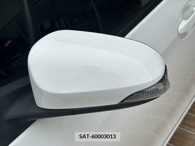 Toyota VITZ 2018-01 308732-26