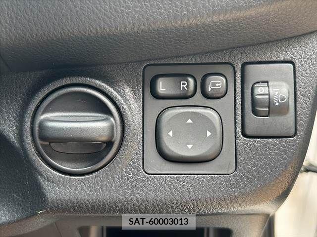 Toyota VITZ 2018-01 308732-6
