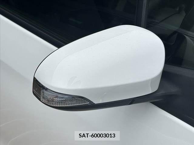 Toyota VITZ 2018-01 308732-25