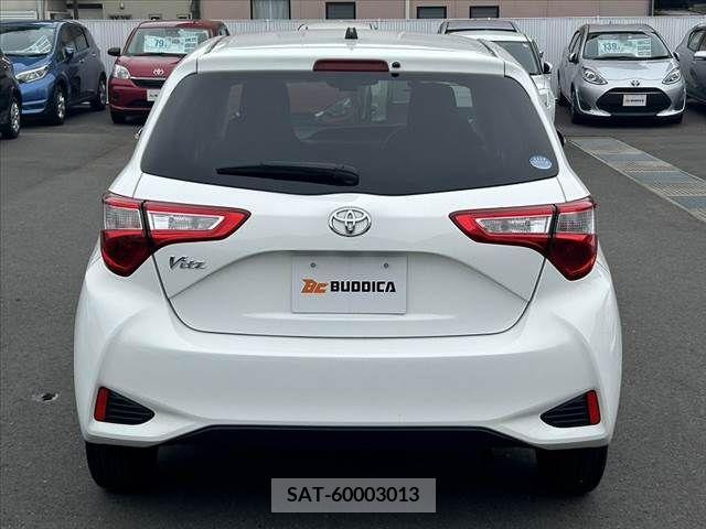 Toyota VITZ 2018-01 308732-12