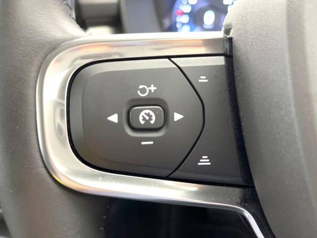 Volvo XC40 2020-11 8799-8