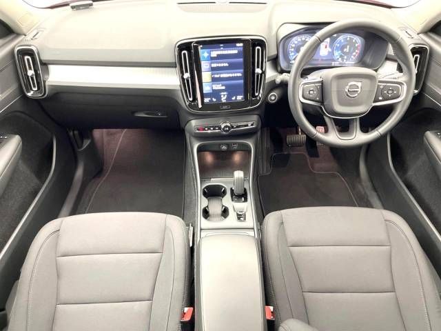 Volvo XC40 2020-11 8799-1