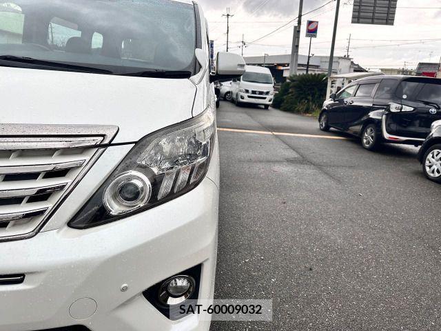 Toyota ALPHARD 2013-09 204681-11