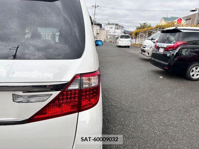 Toyota ALPHARD 2013-09 204681-13