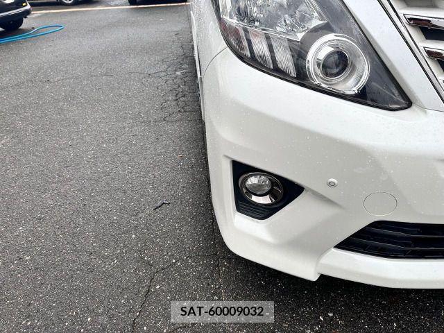 Toyota ALPHARD 2013-09 204681-8