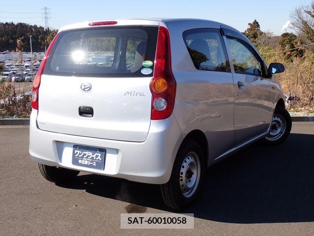 Daihatsu MIRA 2017-12 207767-2