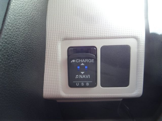 Daihatsu MOVE CANBUS 2021-03 183381-16