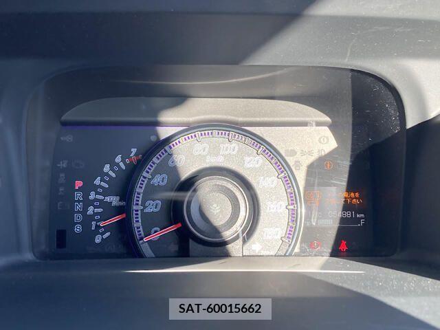 Honda e 2013-03 215595-8