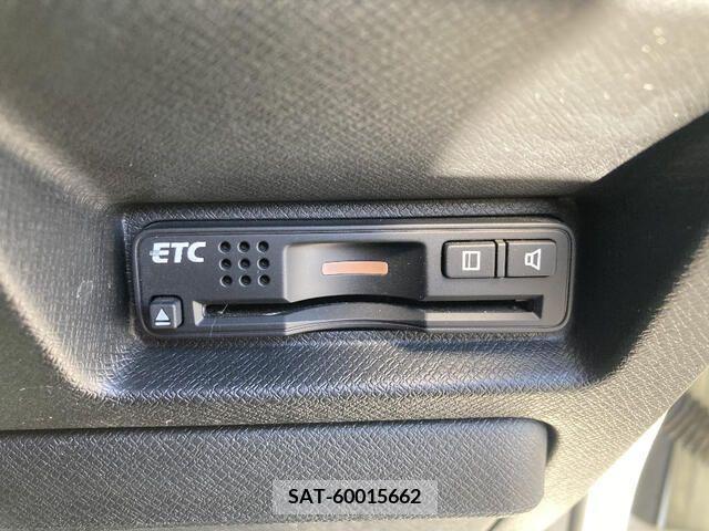 Honda e 2013-03 215595-16