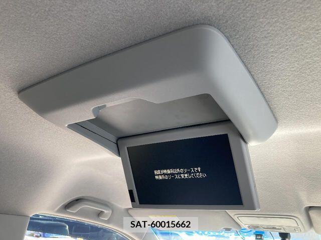 Honda e 2013-03 215595-9