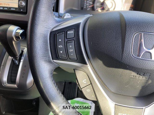 Honda e 2013-03 215595-12