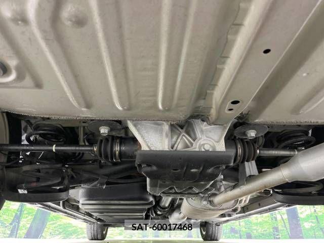 Toyota VOXY 2015-09 214049-19