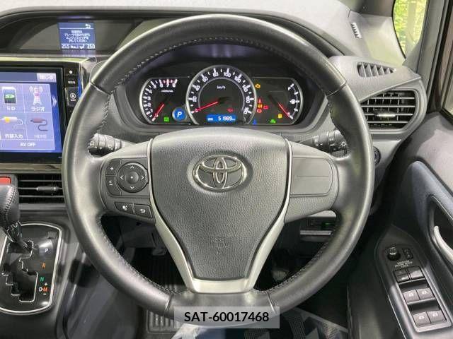 Toyota VOXY 2015-09 214049-11