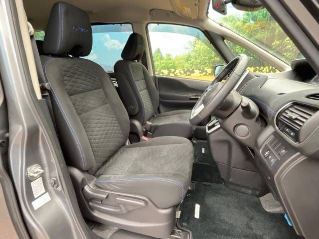 Nissan SERENA 2019-05 195151-7