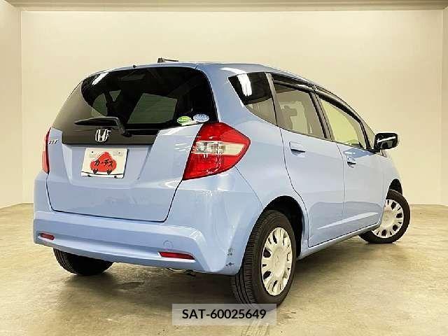 Honda FIT 2013-06 269322-2