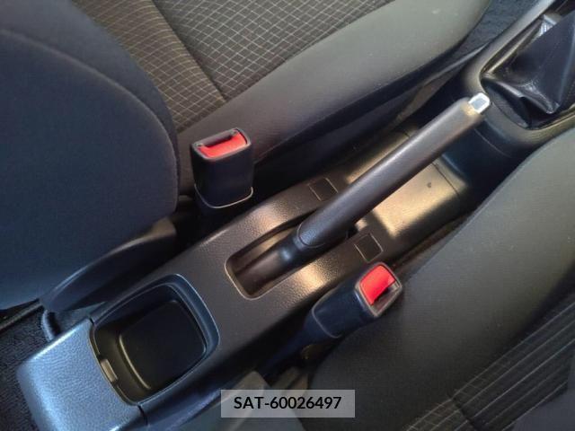 Suzuki SWIFT 2013-11 320911-15