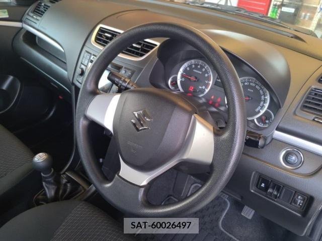 Suzuki SWIFT 2013-11 320911-19