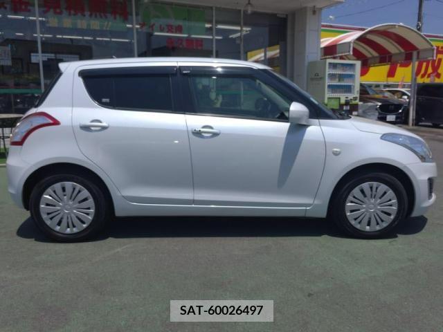 Suzuki SWIFT 2013-11 320911-10