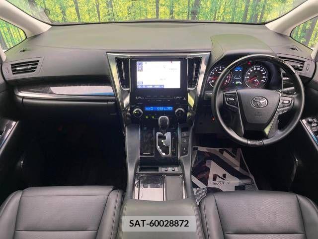 Toyota ALPHARD 2021-02 221085-1