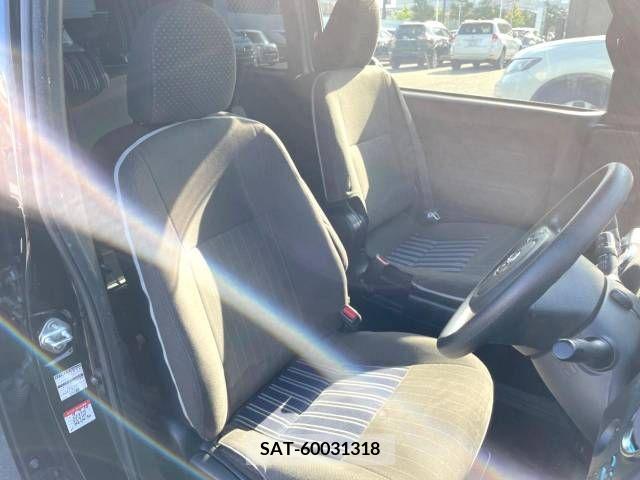 Toyota SPADE 2017-03 314606-7