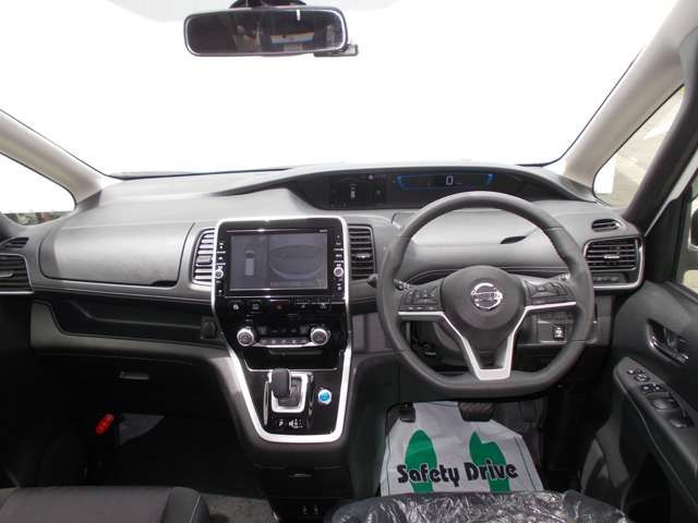 Nissan SERENA 2018-03 4938-3