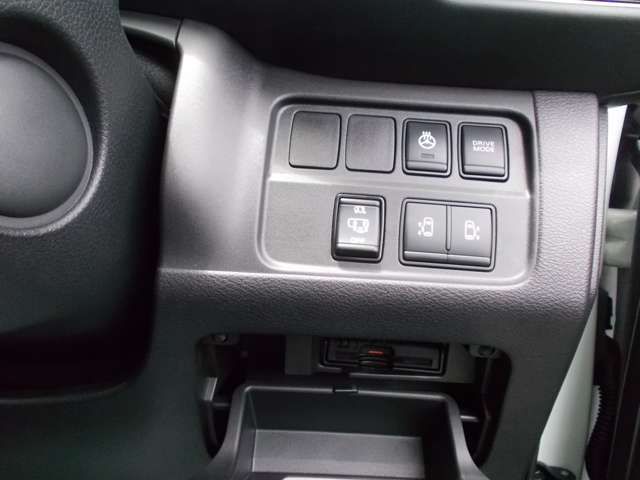 Nissan SERENA 2018-03 4938-10