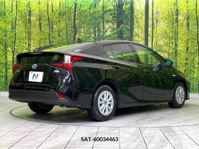 Toyota PRIUS 2019-07 229896-17