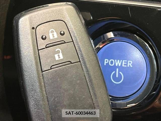 Toyota PRIUS 2019-07 229896-7