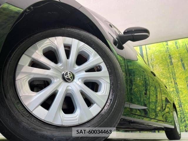 Toyota PRIUS 2019-07 229896-13