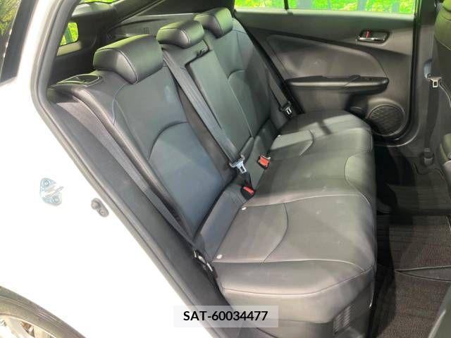 Toyota PRIUS 2019-07 366335-9