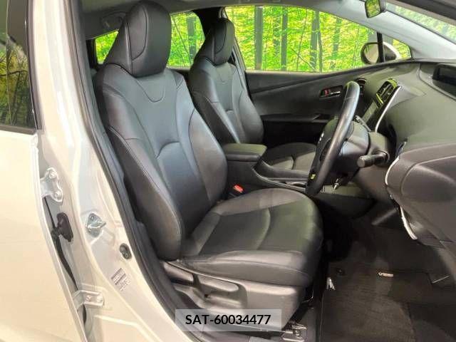 Toyota PRIUS 2019-07 366335-8
